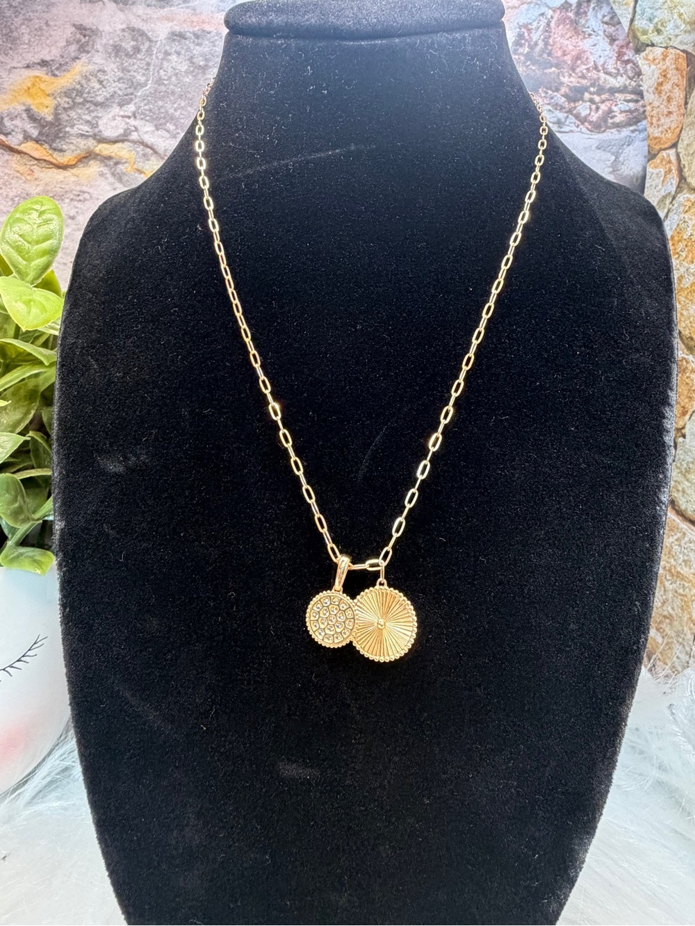 14k Yellow Gold and Diamond Necklace